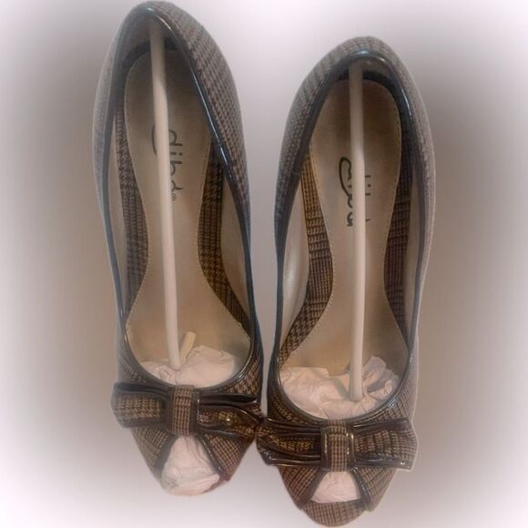 Diba classic peep-toe plaid heels with bow-detail! - Picture 9 of 15